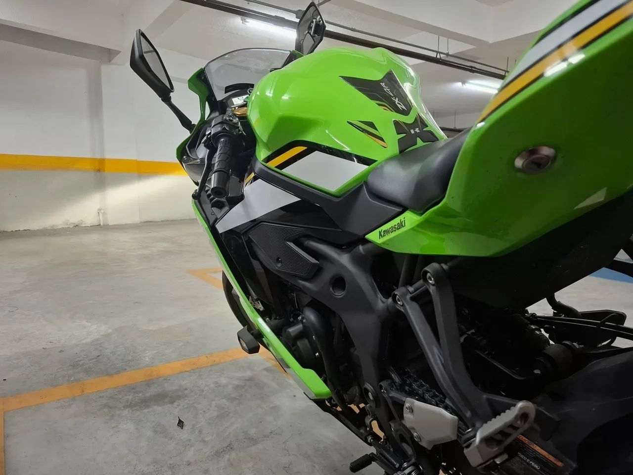 Kawasaki Zx-4r 2025 - 1499869783 | OLX