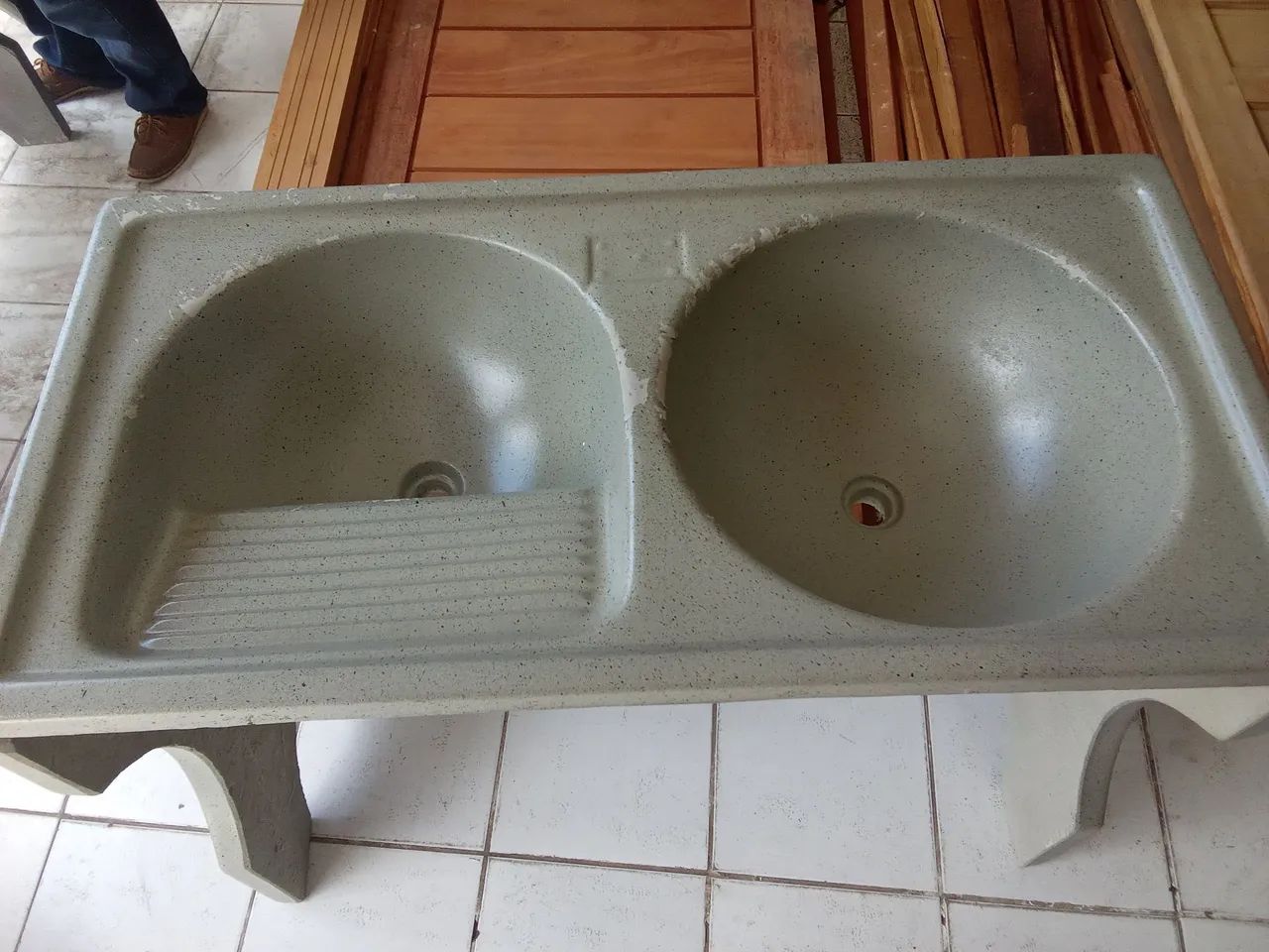 Pia de cimento bem resistente  - Foto 4