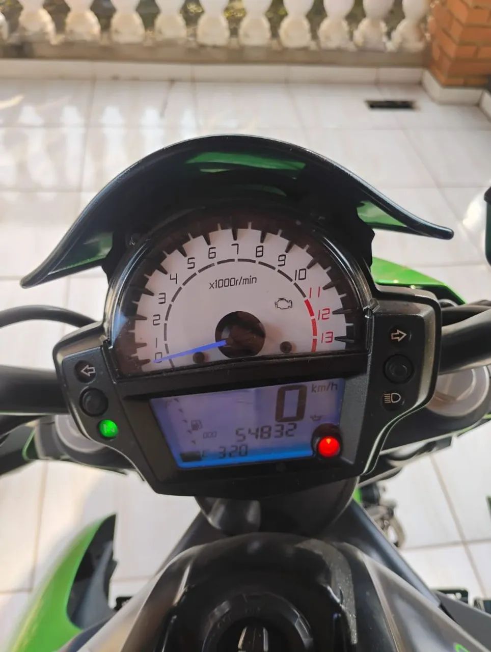 Kawasaki ER6-N  - Foto 4