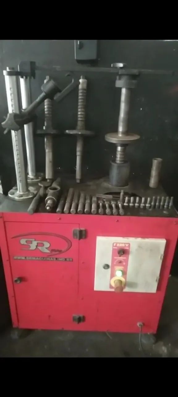 Vendo desempenadeira de rodas. - Foto 2