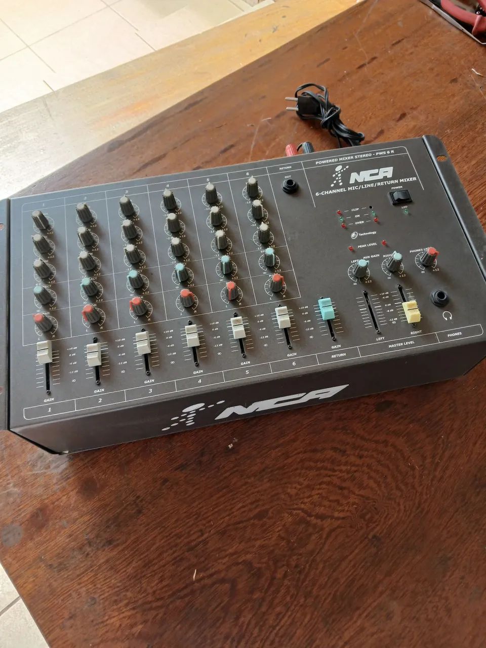 Mês mesa amplificada nca 6 canais