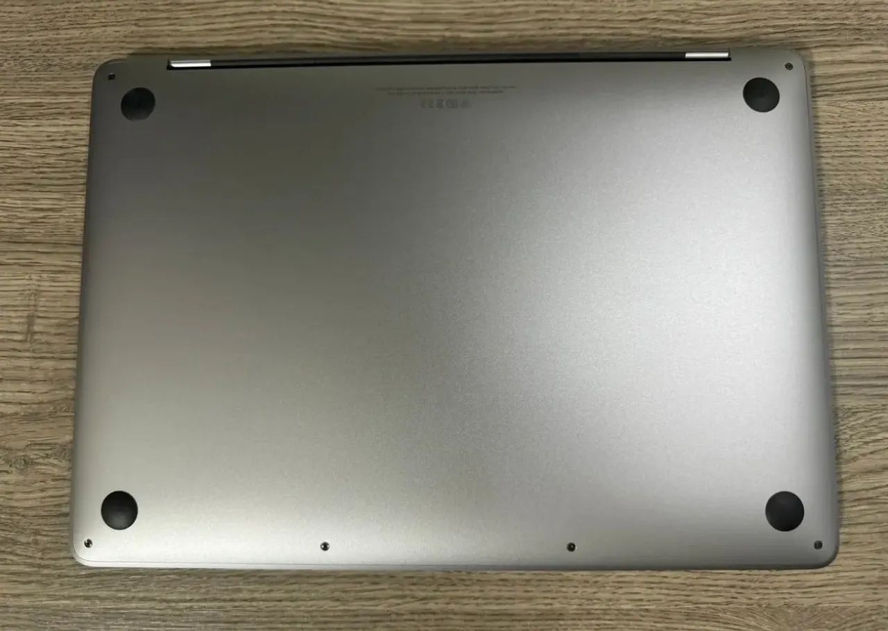 Macbook PRO M1 Cinza 8gb 256 SSD + MAGIC MOUSE - Notebooks