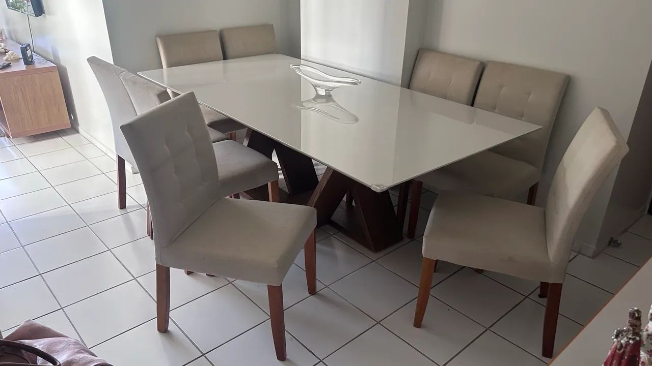 Jogo de mesa e cadeiras de jantar - Foto 5