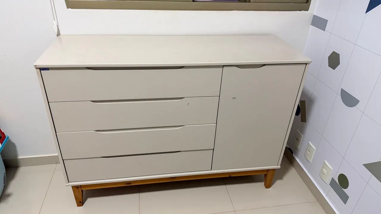 Guarda roupa, cômoda infantil e TV 47 polegadas - Foto 3