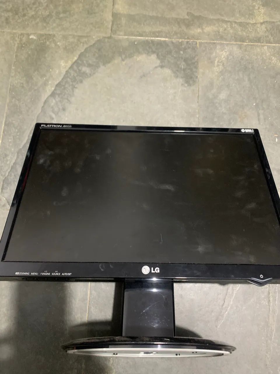 Monitor LG flatron wilde 5000:1 L196wtq tela pc 