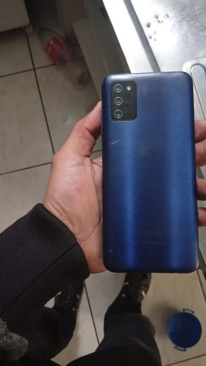 Celular Samsung a3 63 gb - Foto 2