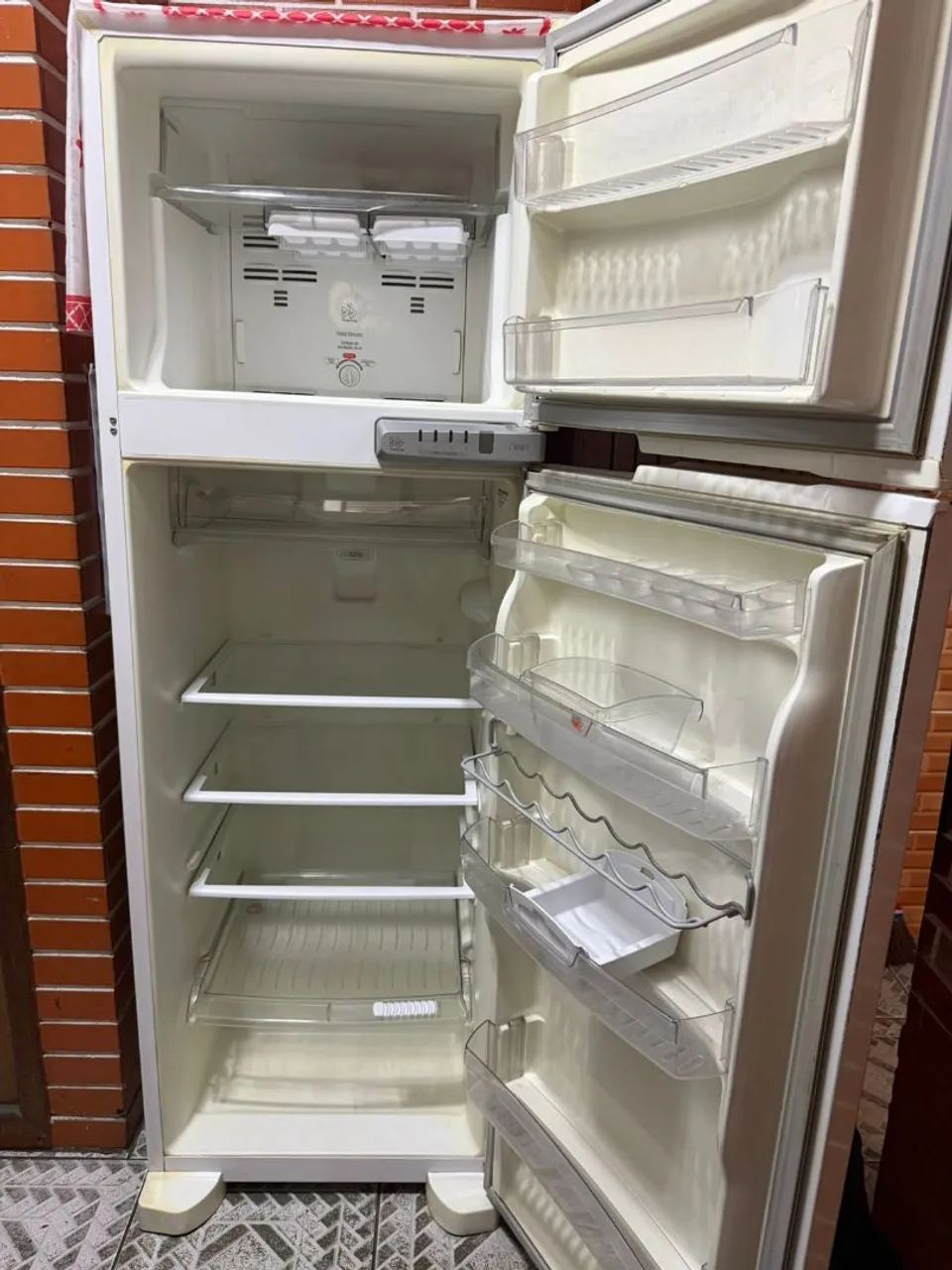 Geladeira Brastemp Usada - Foto 2