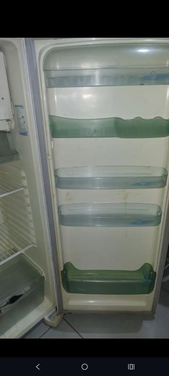 REFRIGERADOR ELETROLUX 280 LITROS. - Foto 2