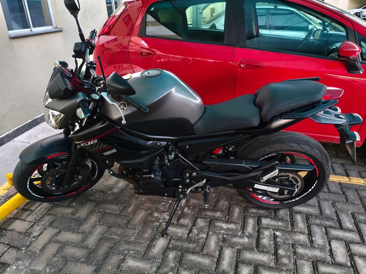 XJ6 N 2018/2019 - Foto 3