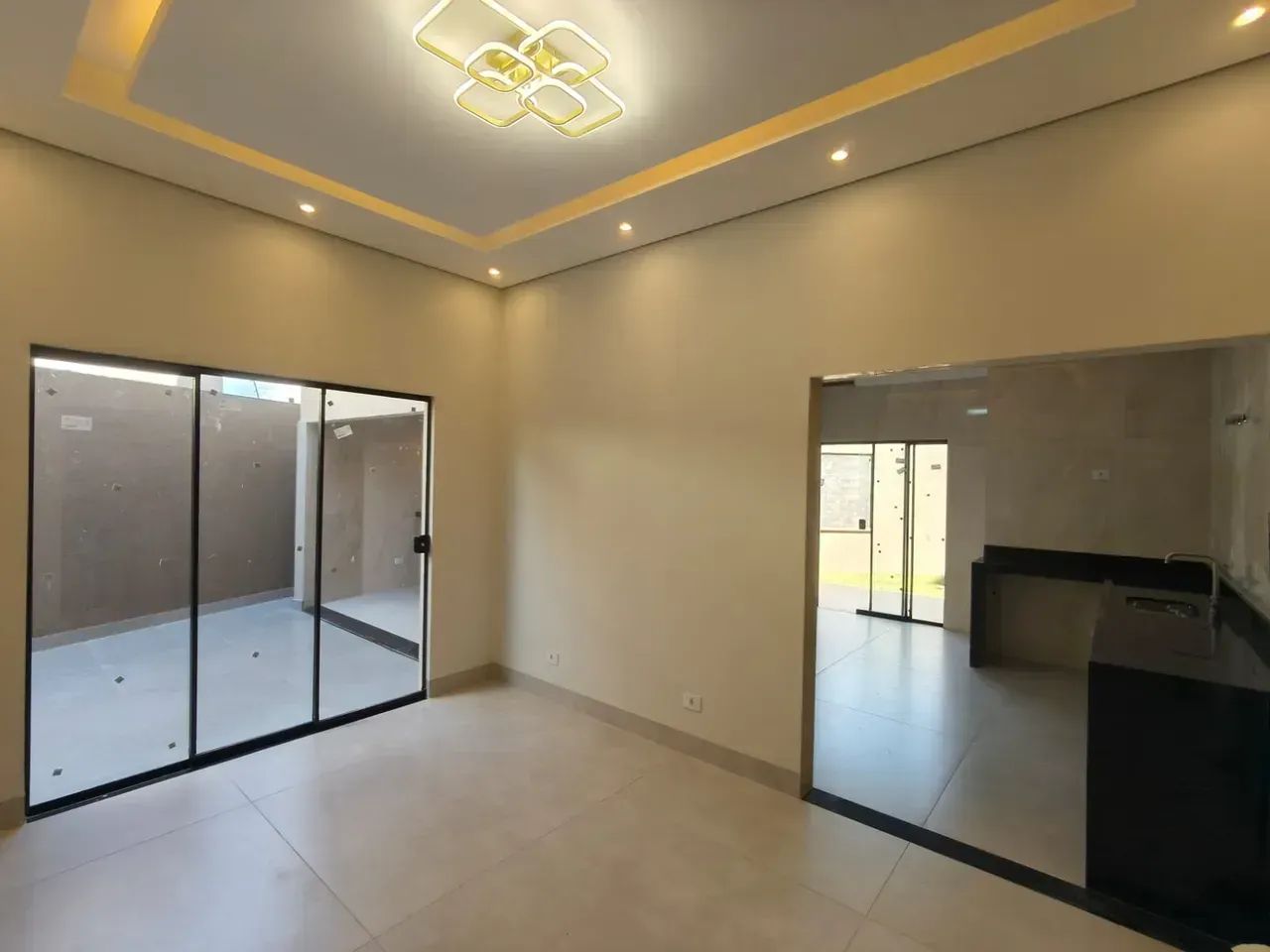 LINDA CASA COM 4 QUARTOS - AGENDE SUA VISITA - Foto 4