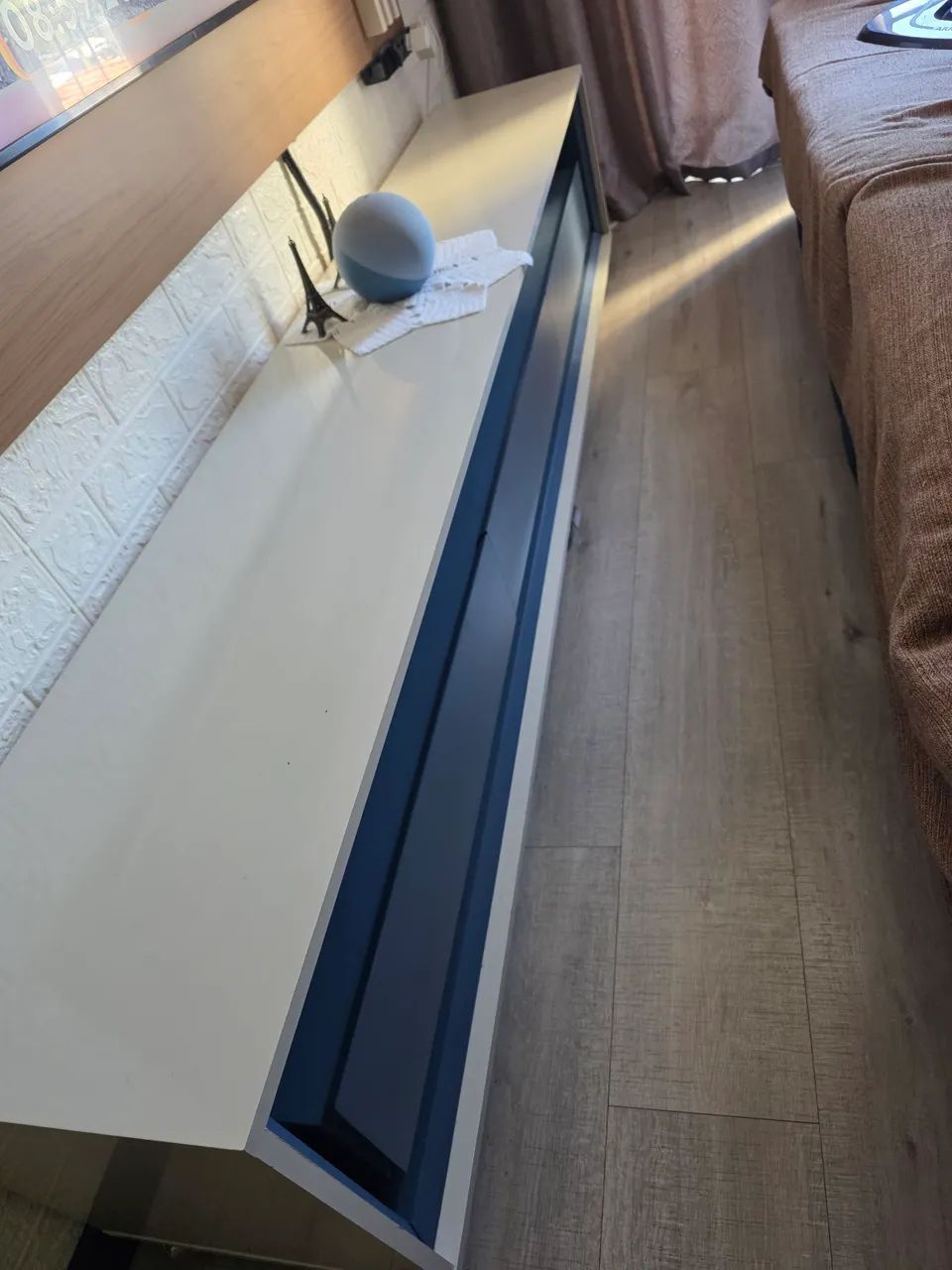 Rack Gelius TV até 85 polegadas com rodízios