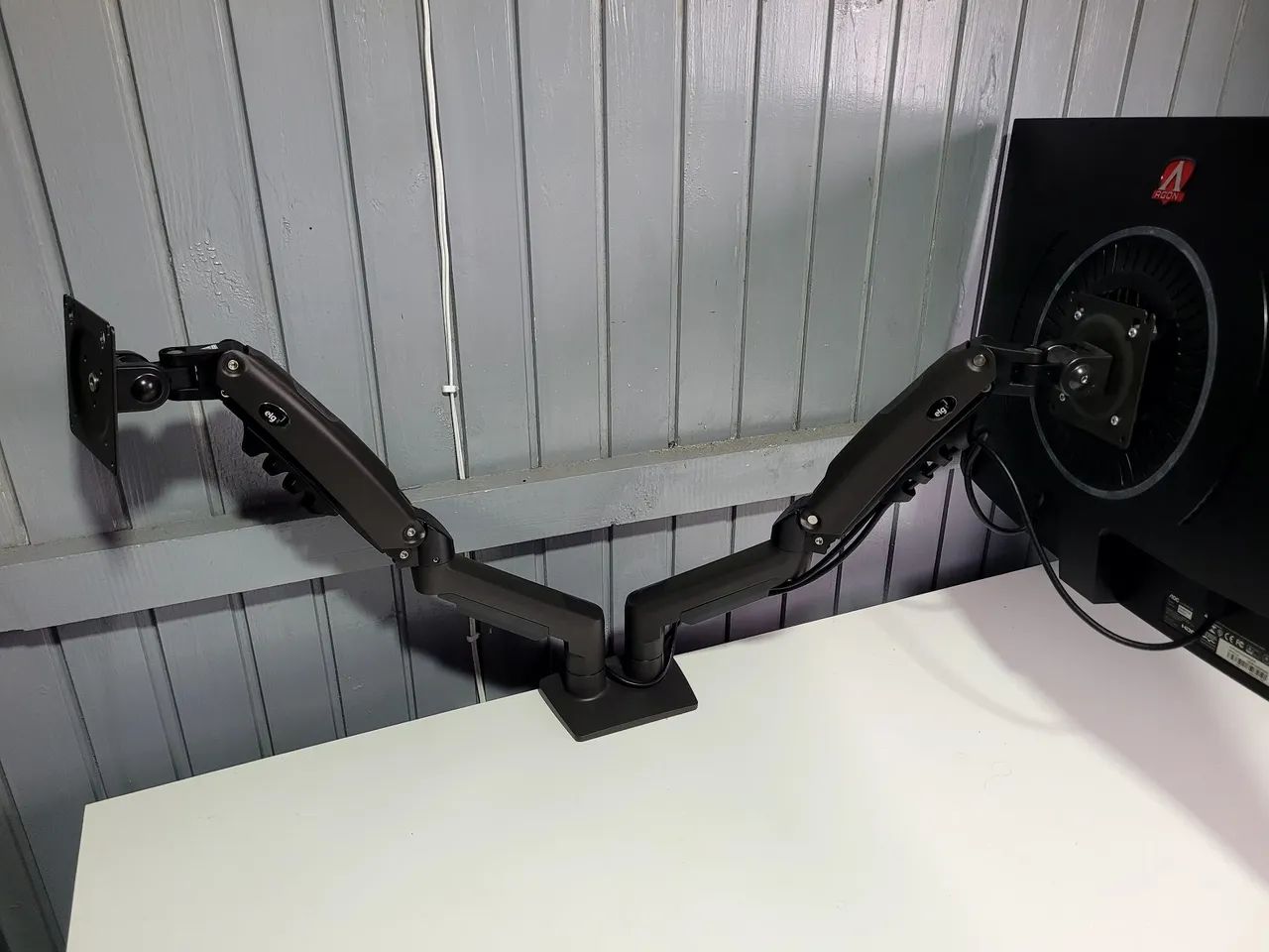 ELG, F160N, Suporte Articulado de mesa com Pistão a gás e ajuste de altura, 2 monitores! - Foto 2