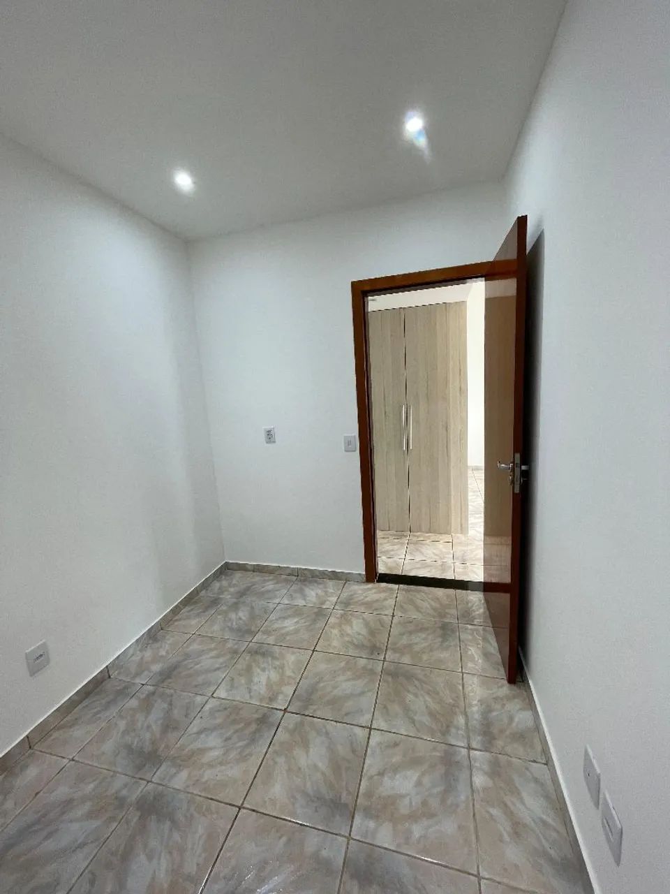 ALUGA-SE - 01 apartamento no Setor Oeste da Cidade Estrutural  - Foto 3