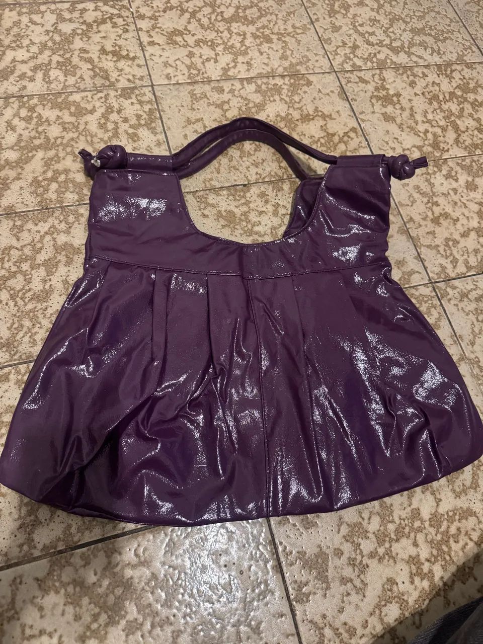 Bolsa feminina roxa 