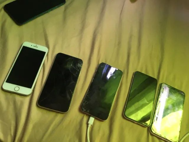 iPhones pra peças  - Foto 2