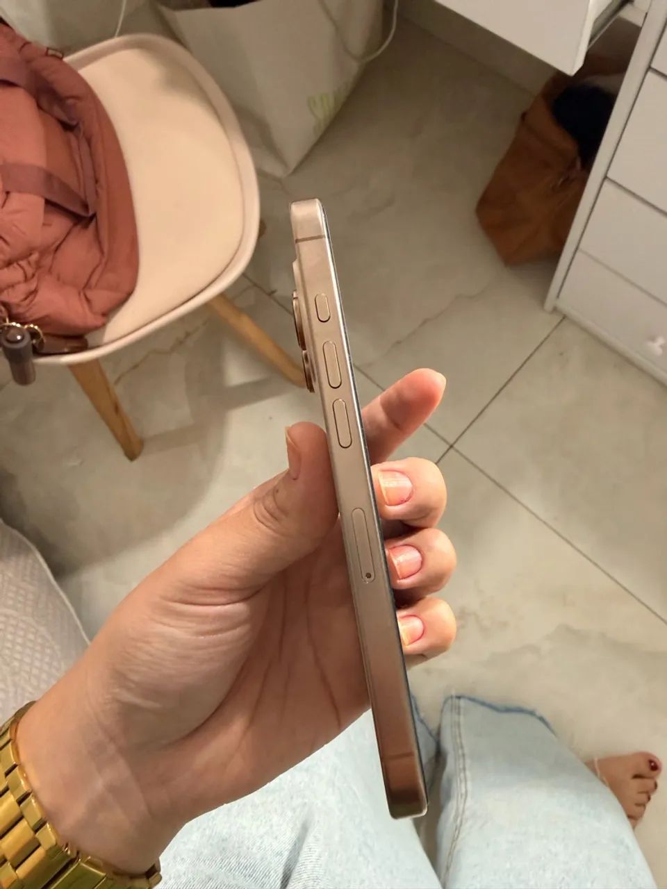 iPhone 16 pro  - Foto 2