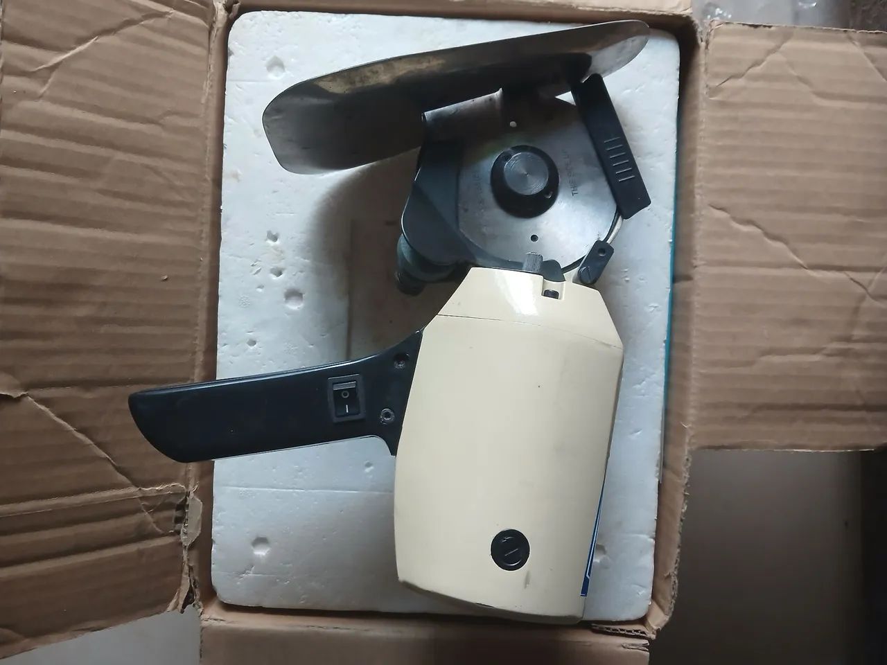 Máquina de cortar tecido  - Foto 4