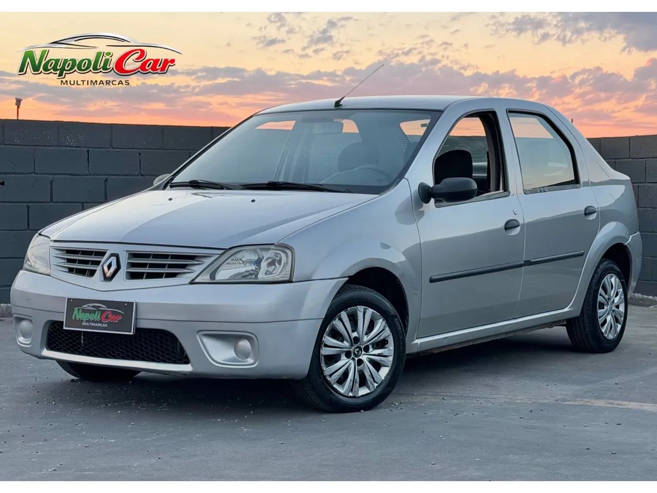Renault Logan 2009 - Foto 2