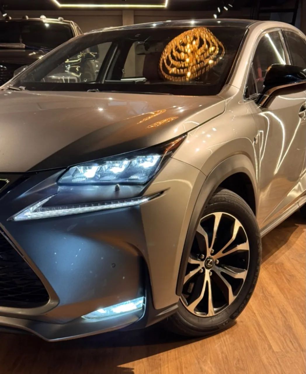 Lexus NX-200t F-sport 2.0 16V 238cv Aut., foto 13 de 13