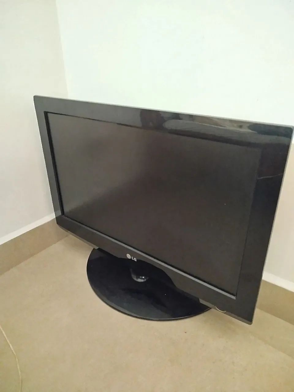 Vendo TV LG 26"