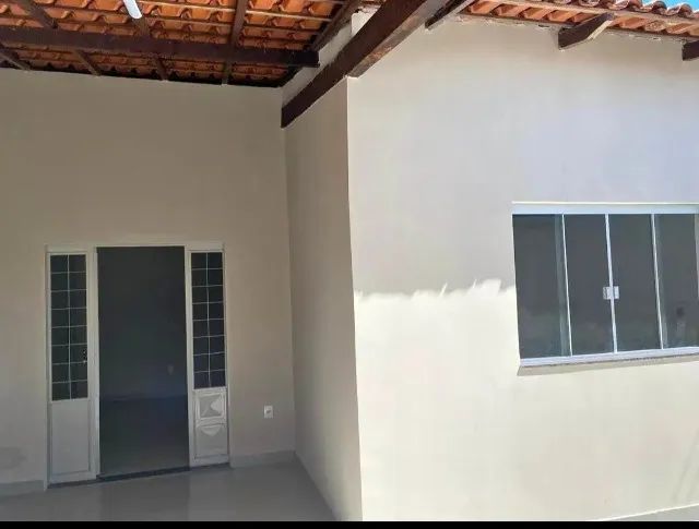  Casa com 2 Quartos, Suíte, Área Gourmet e Garagem