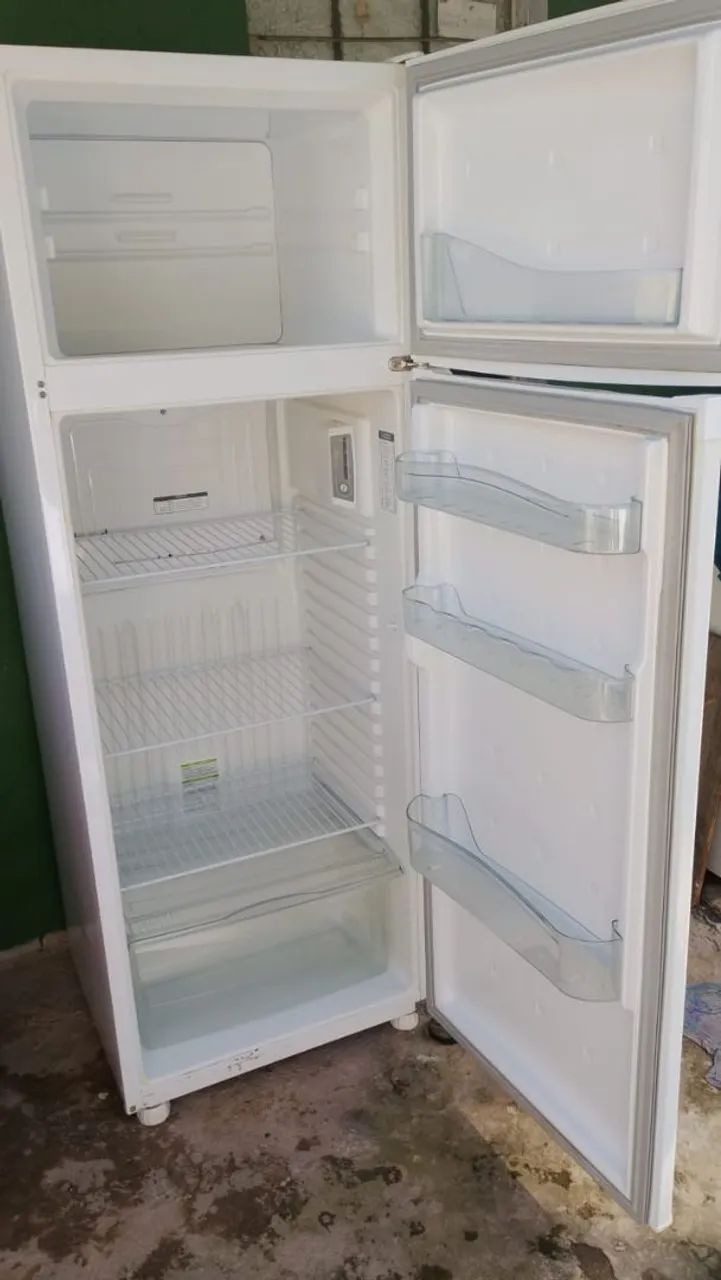 Vendo geladeira Consul  - Foto 2