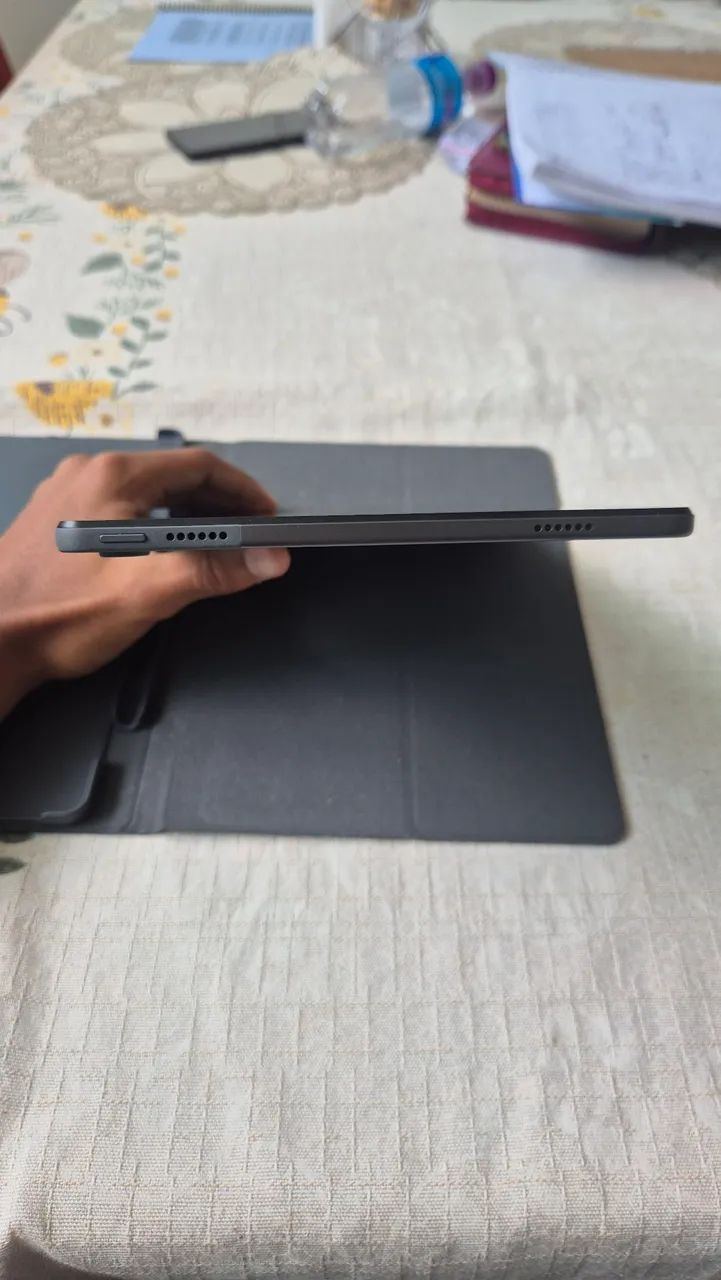 Tablet Lenovo M10 Plus - Foto 4