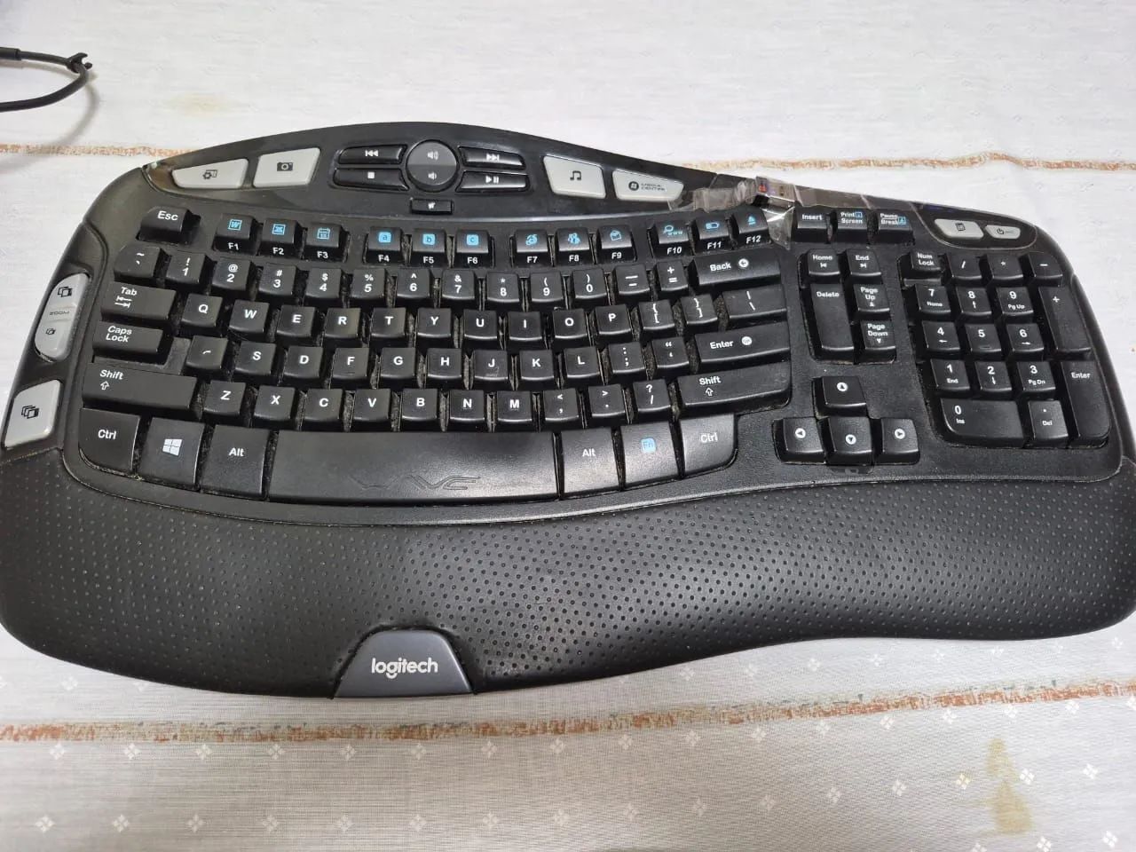 Logitech K350 2.4Ghz Wireless Keyboard - Foto 2