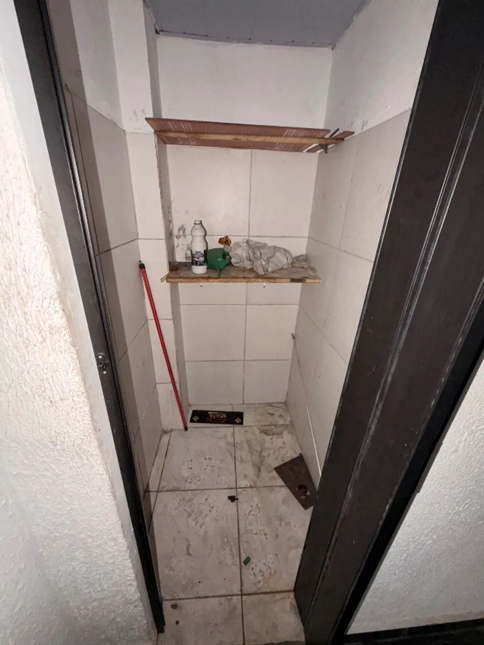 Alugamos essa loja no Centro de Vilar dos Teles / impecável! - Foto 4