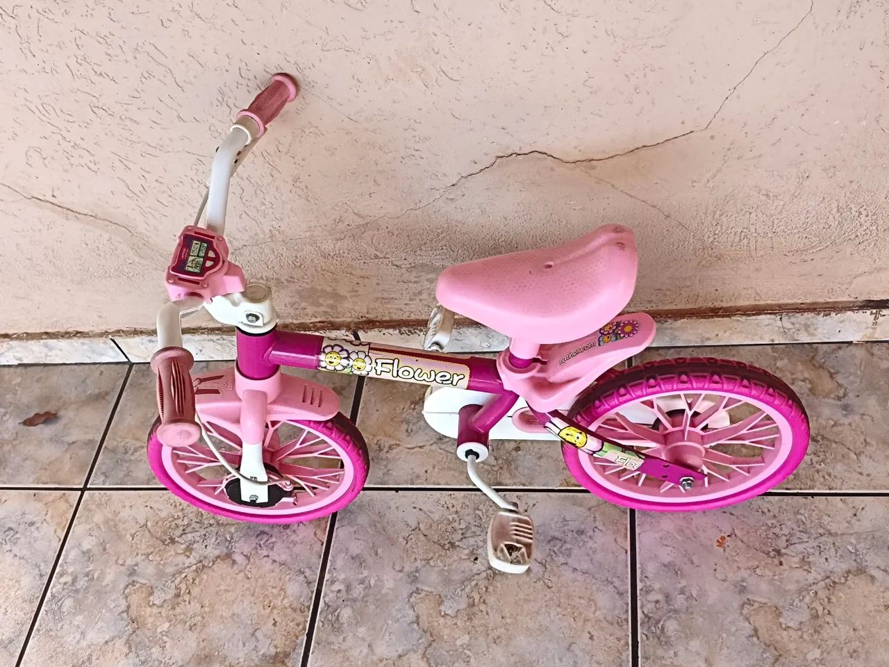 Bicicleta infantil rosa - Foto 3