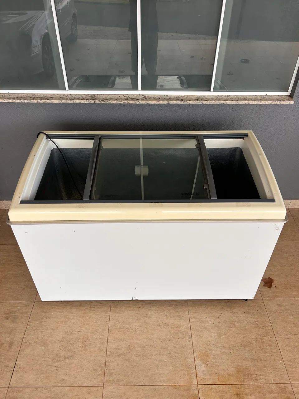 Freezer Expositor Ártico 400L