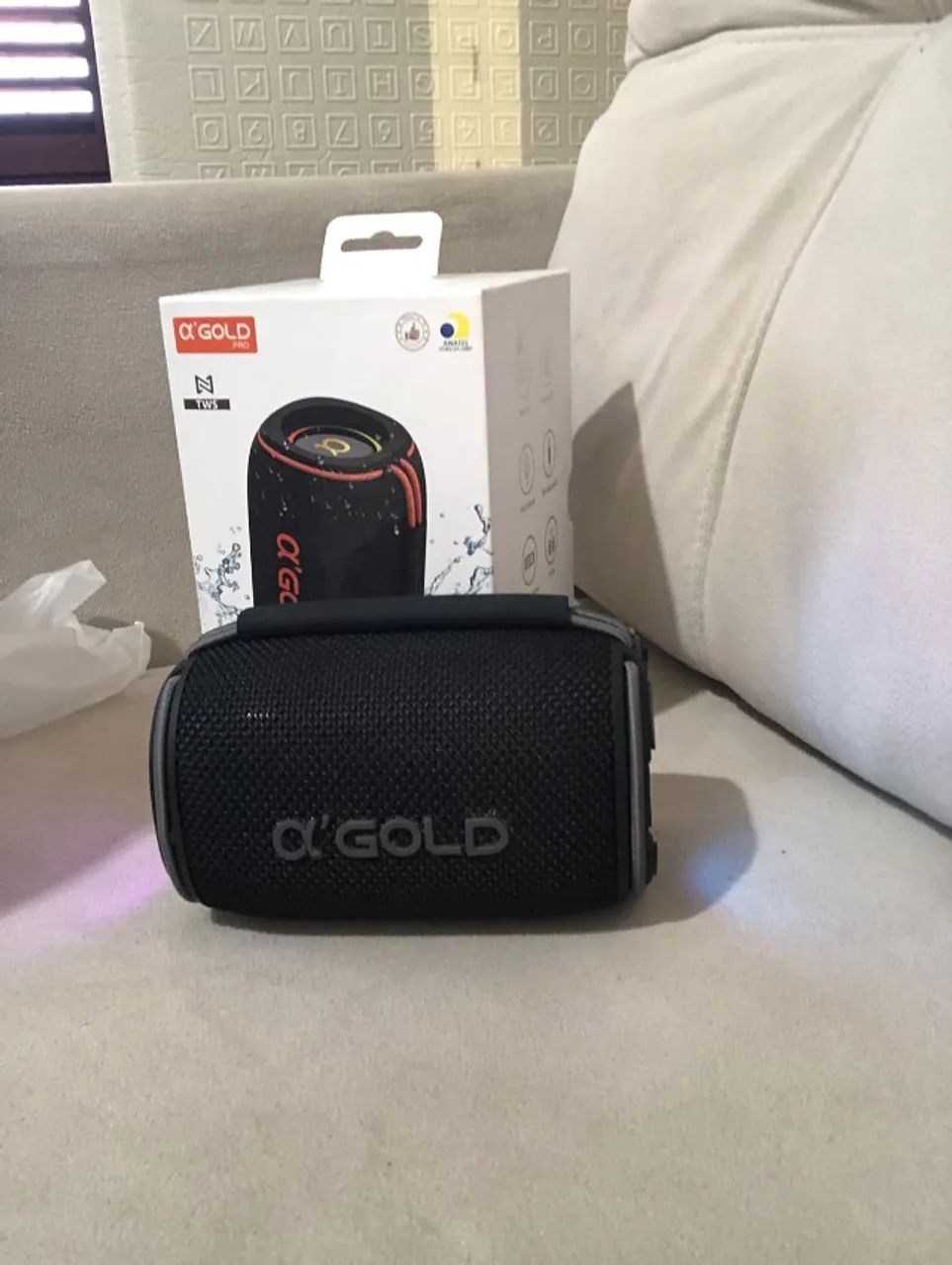 Caixinha de som a prova dágua bluetooth - Foto 2