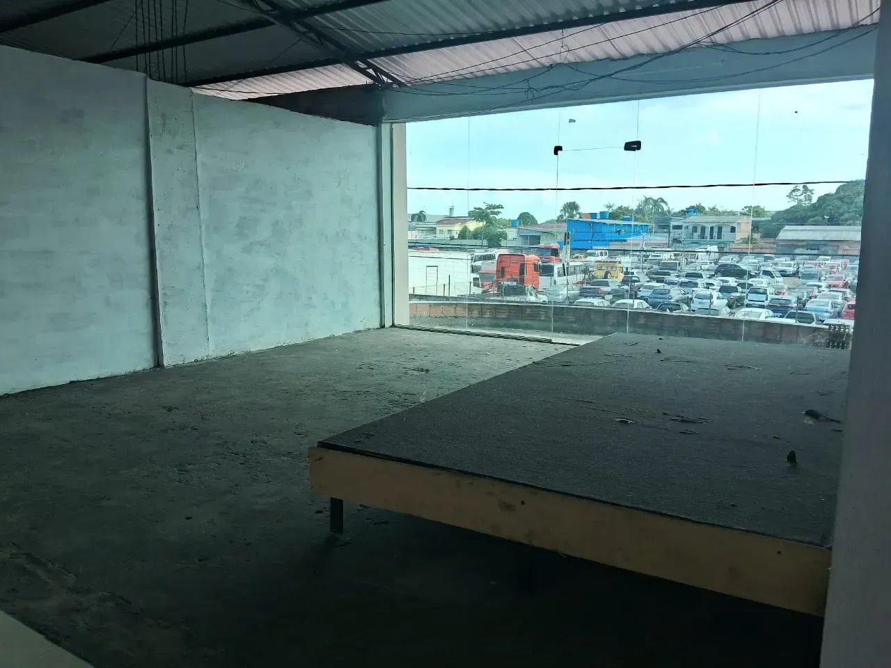 Alugue ou compre prédio comercial com 9 salas e localizado no parque das laranjeiras - Foto 3