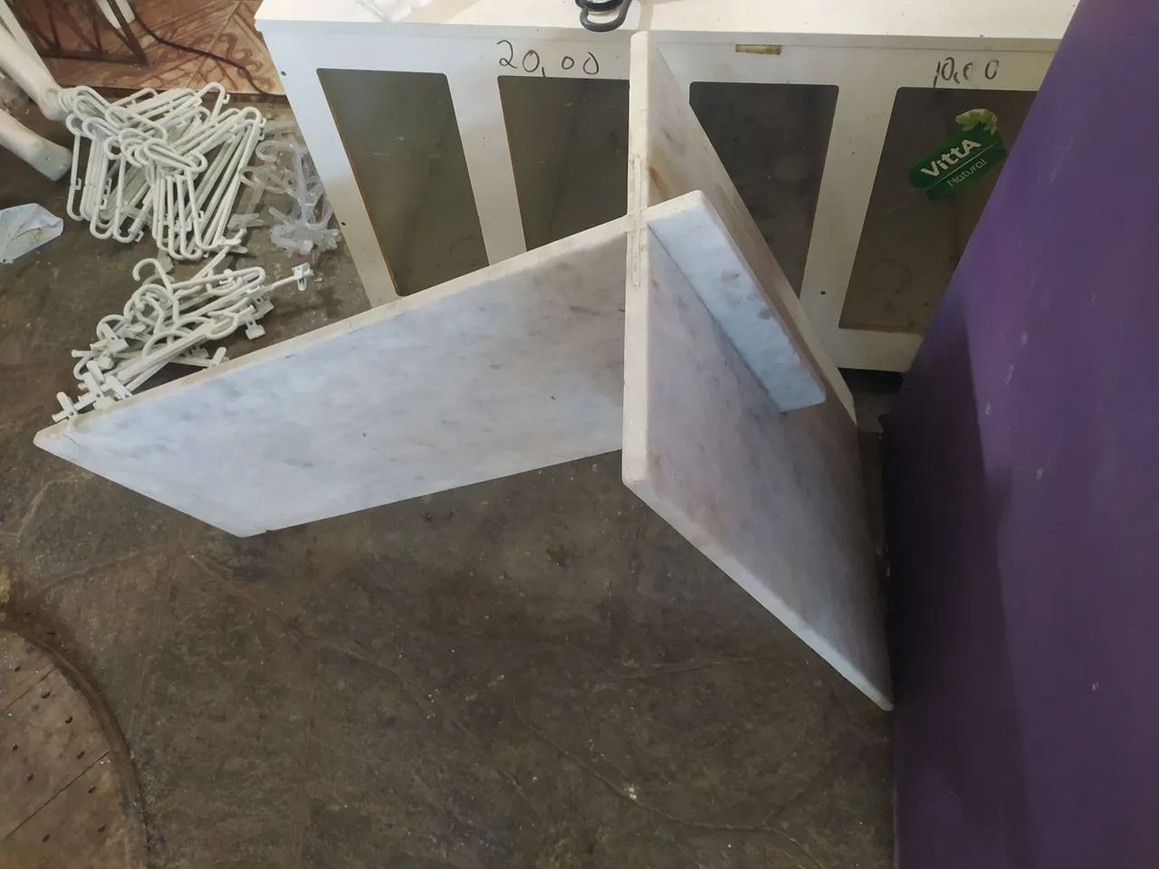 Mesa de canto mármore 