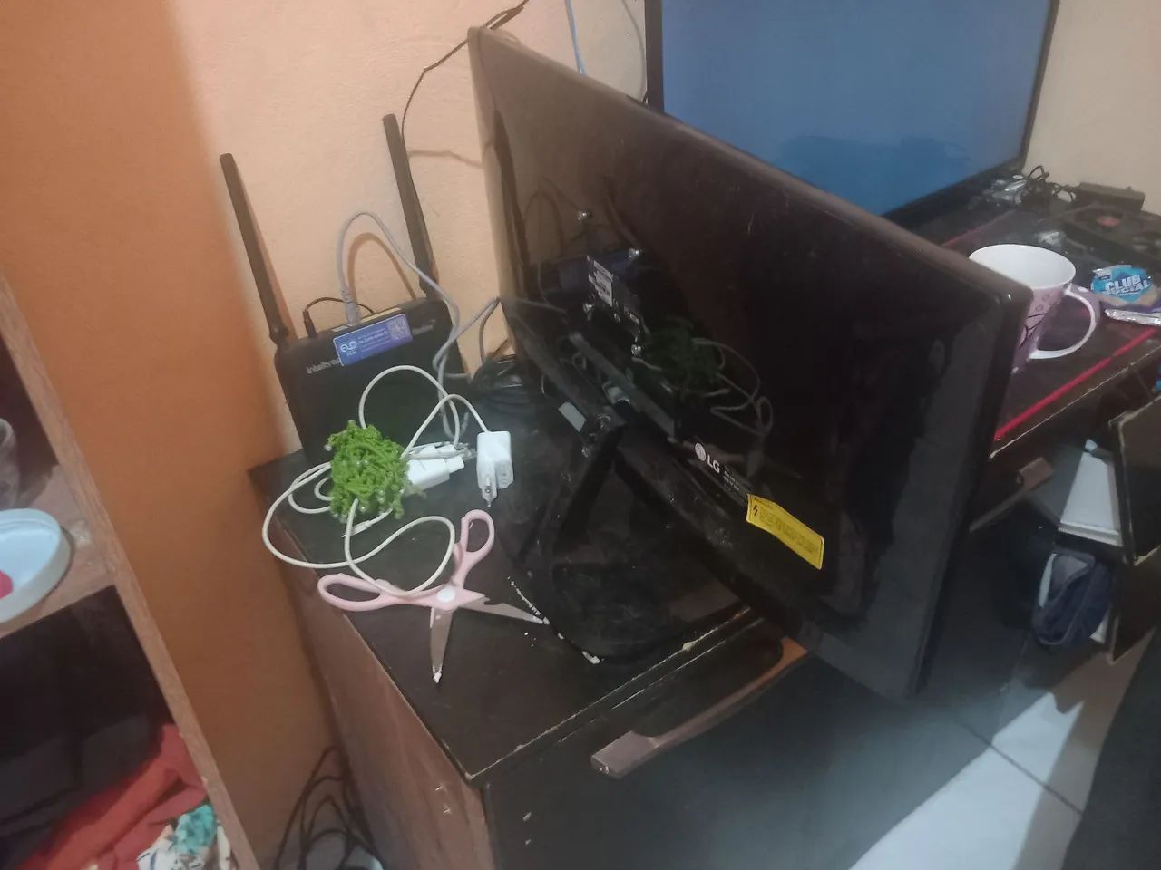 Vendo monitor ultrawide da LG 24 polegadas - Foto 3