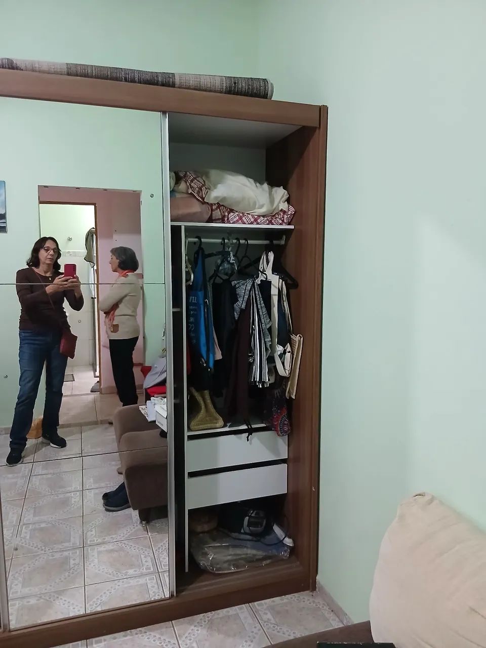 Guarda roupa bom estado  - Foto 2