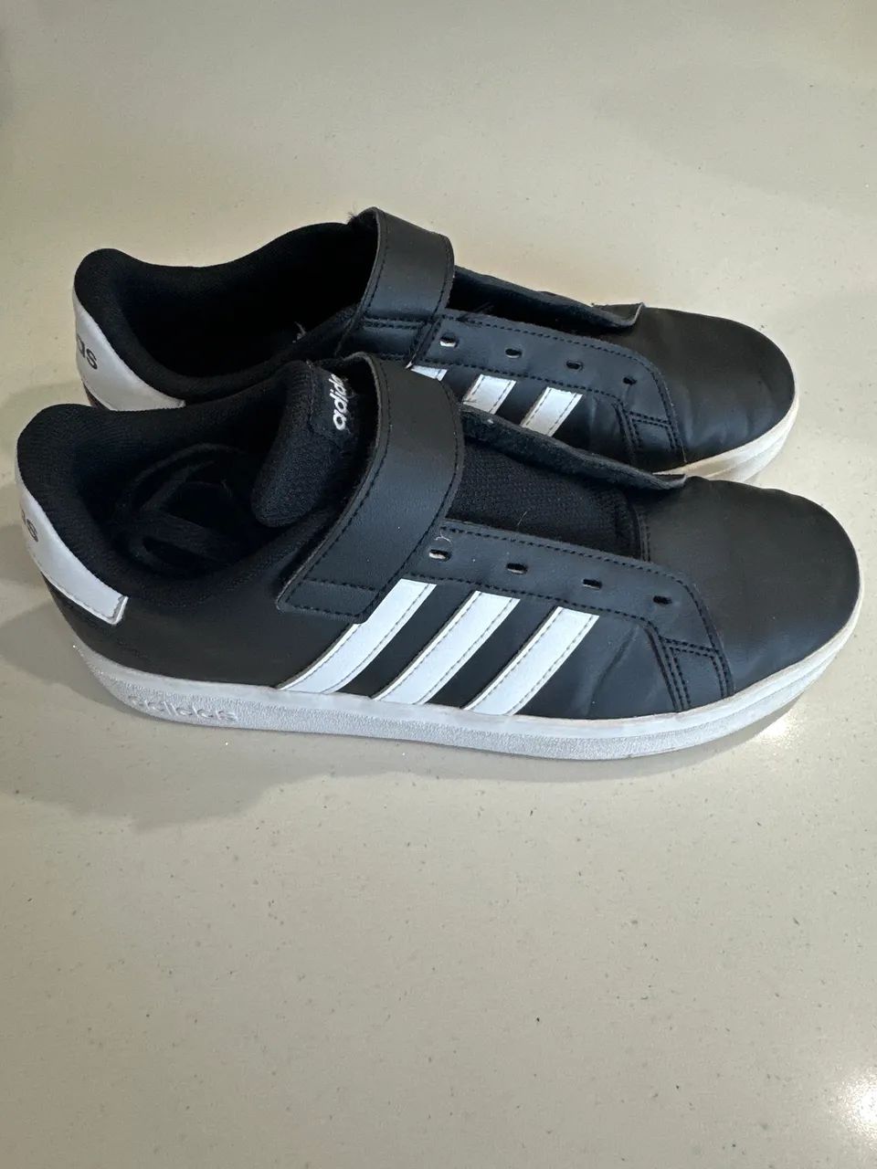 Tênis Adidas - Foto 2