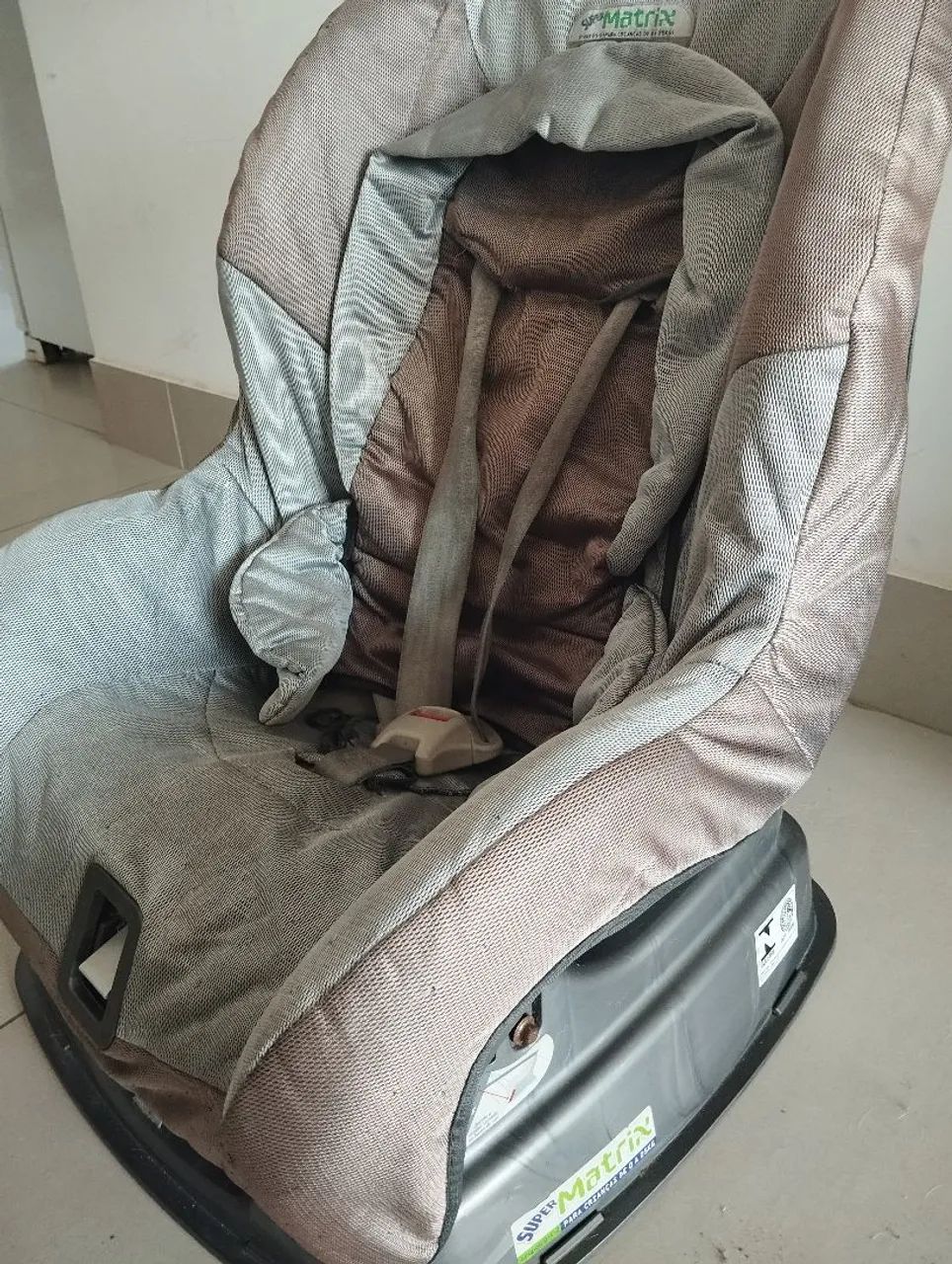 Vendo cadeira de carro para bebê - Foto 2
