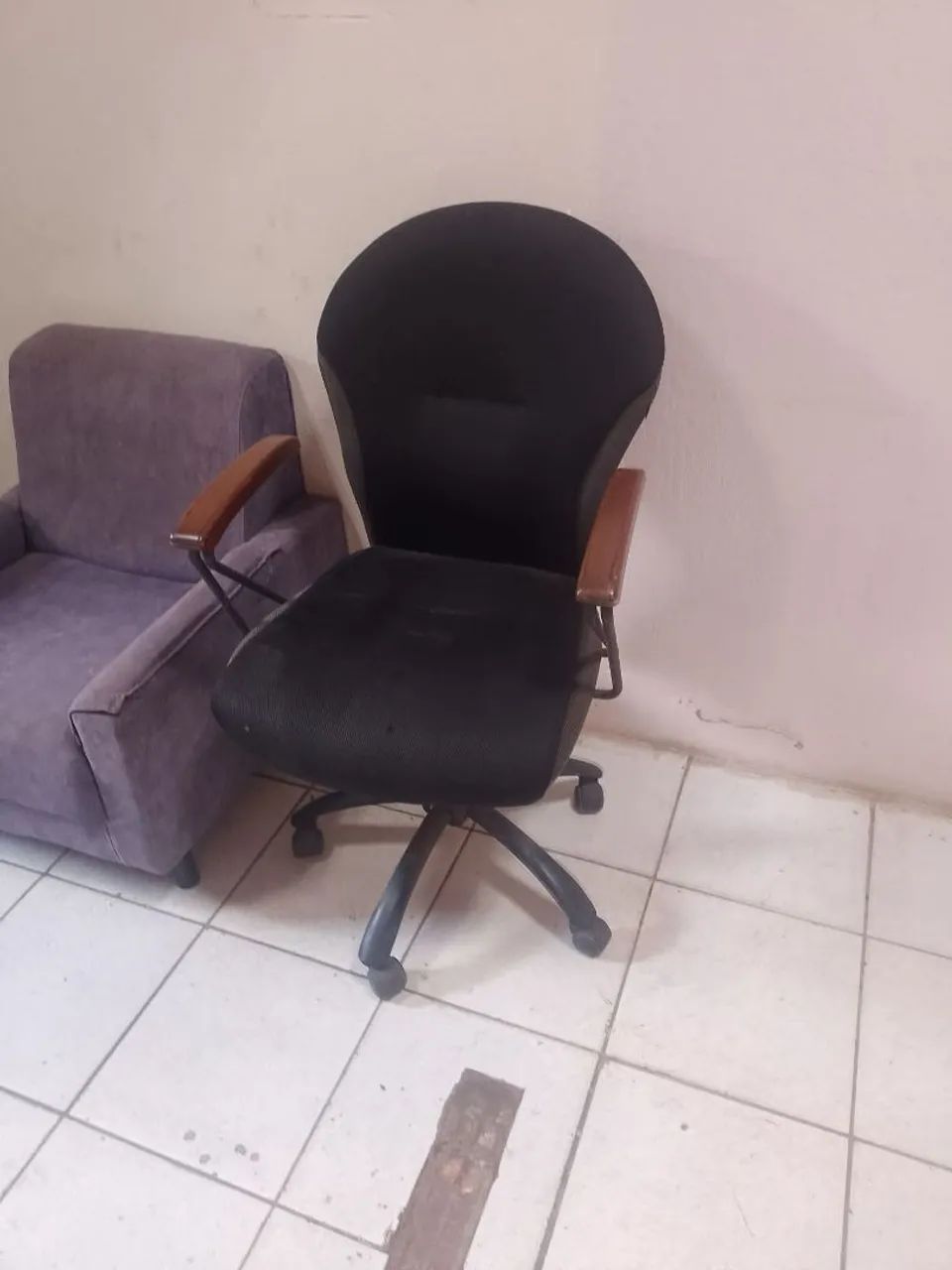 Vendo uma cadeira de computador 