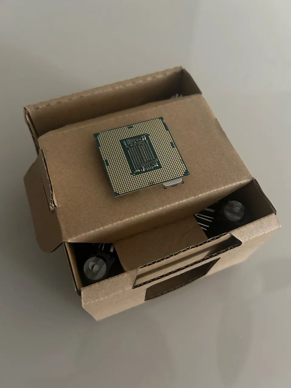 Processador Intel Core i5-8400 + Cooler Original - Foto 2