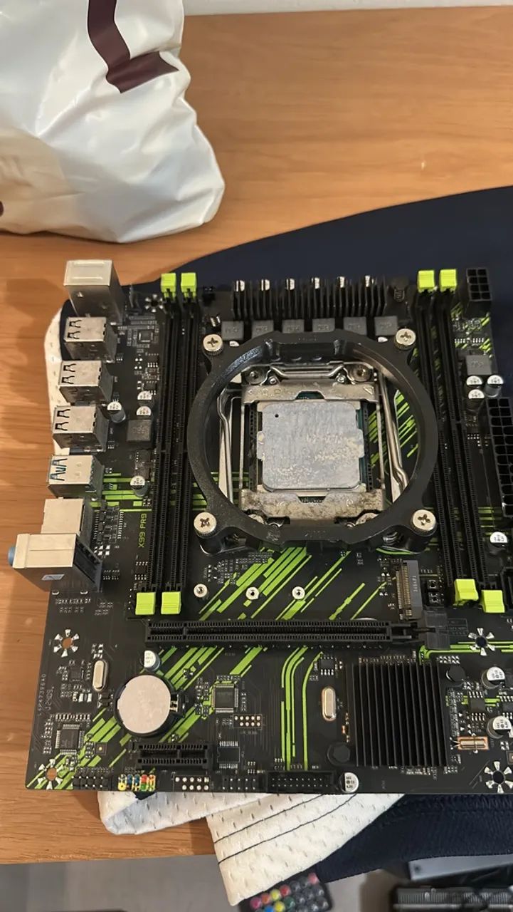 Kit Xeon placa mãe + processador 