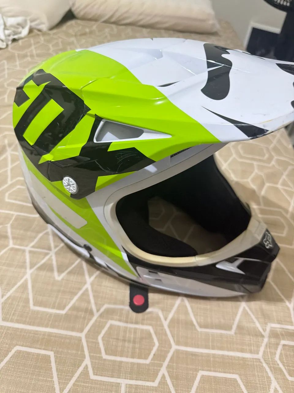 Capacete fox