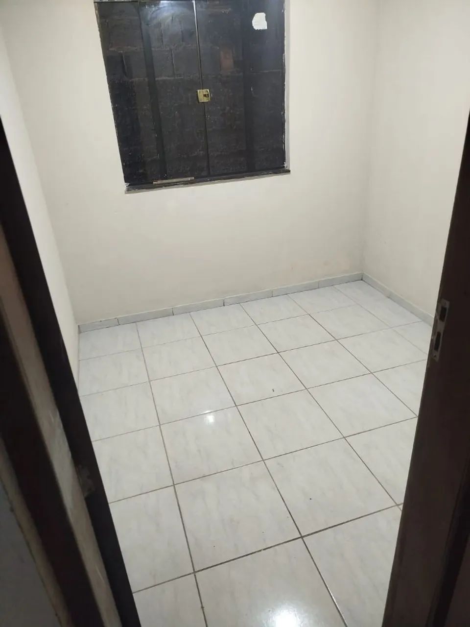 ALUGA-SE CASA - 3 QUARTOS | VARANDA + TERRAÇO - Foto 3