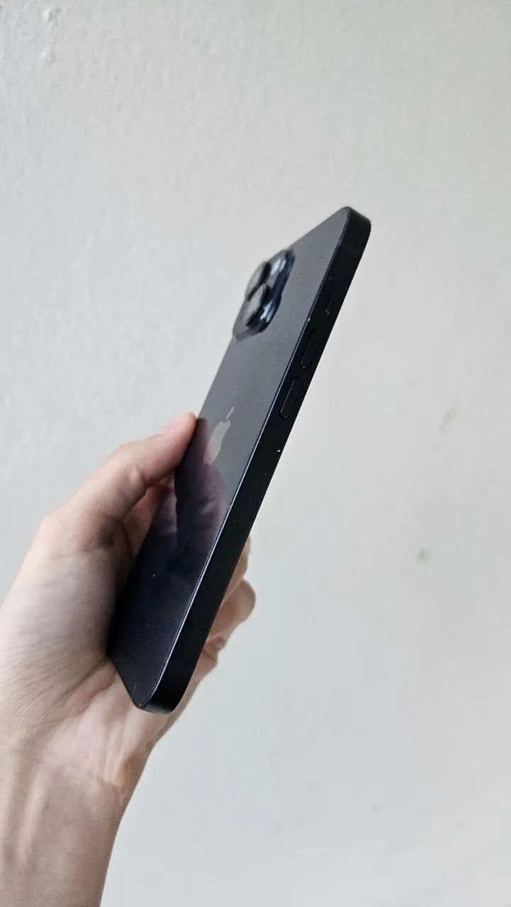 Iphone 14 preto com acessórios  - Foto 5