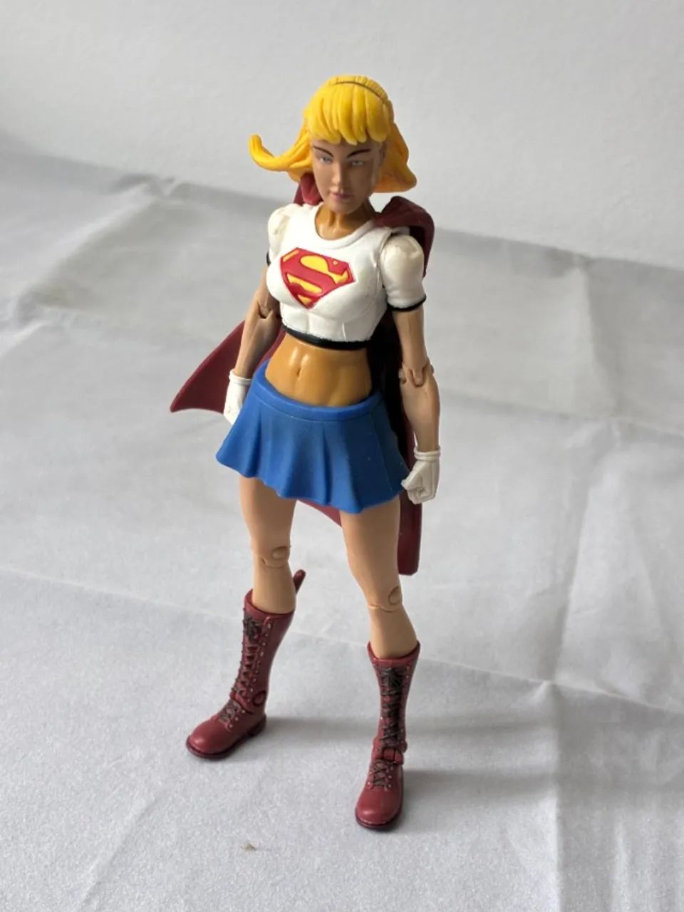 DC Universe Classics Supergirl