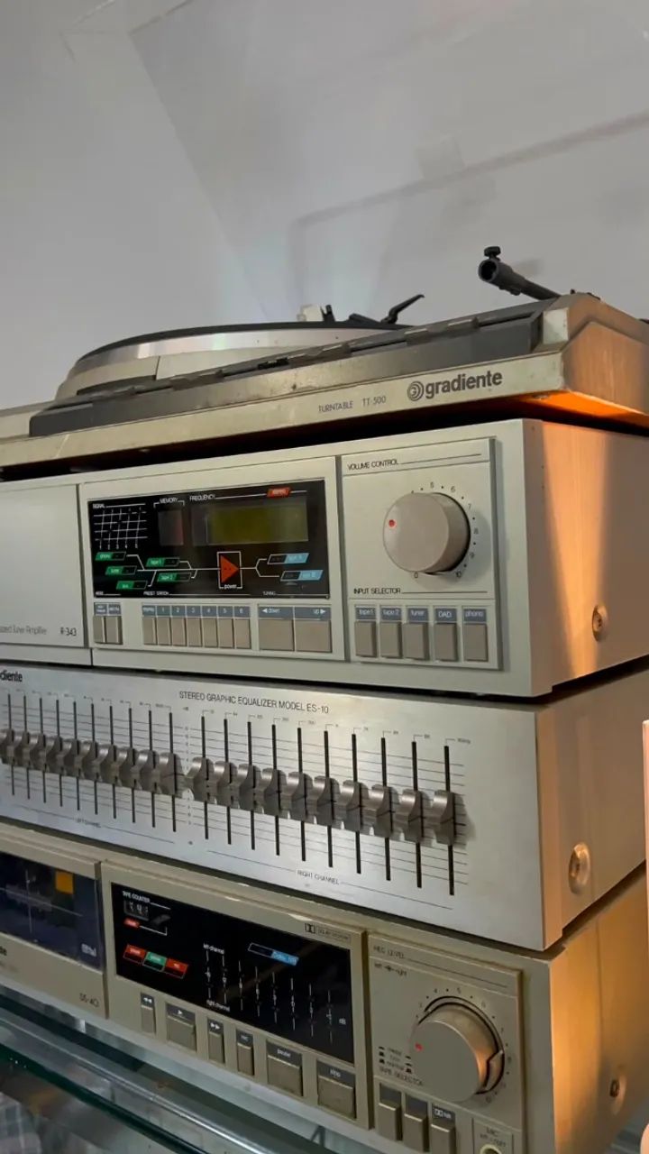 Combo Gradiente Receiver - Equalizador - Tape Deck - Toca Discos - Foto 3