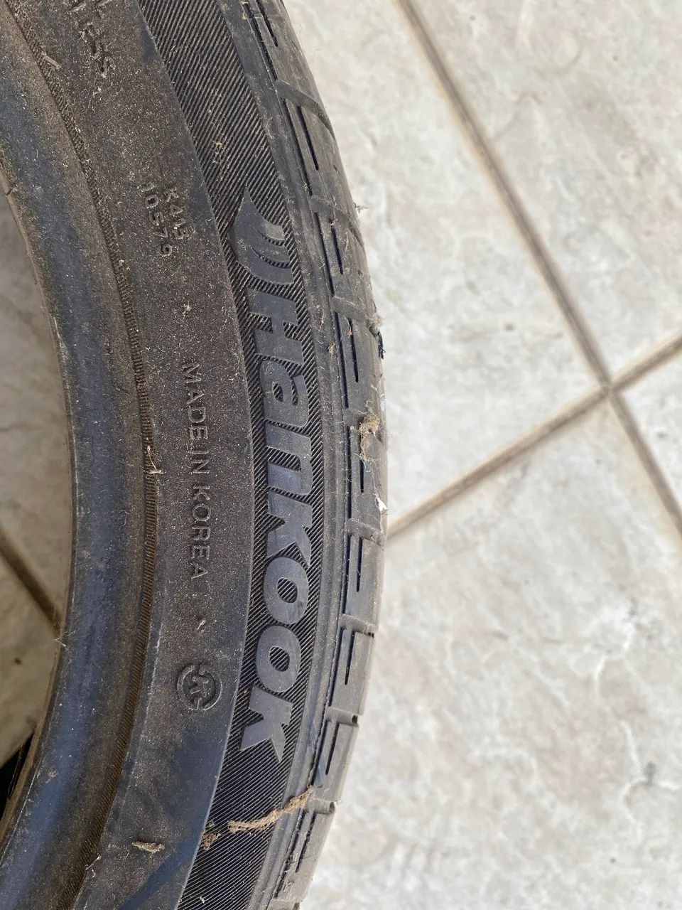 Pneu para carro - Foto 2