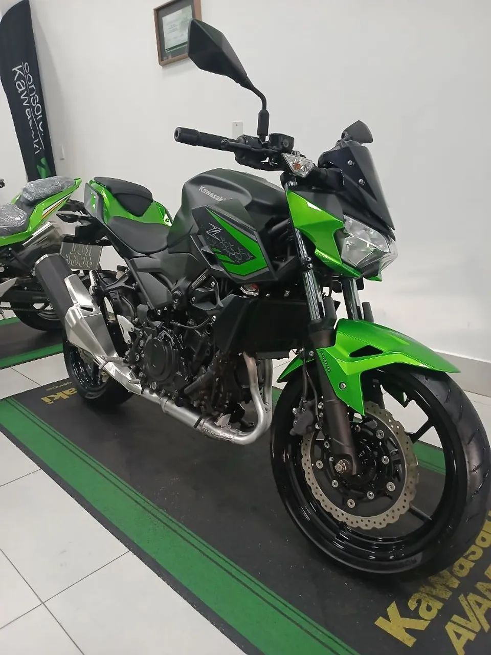KAWASAKI Z400 - Foto 2