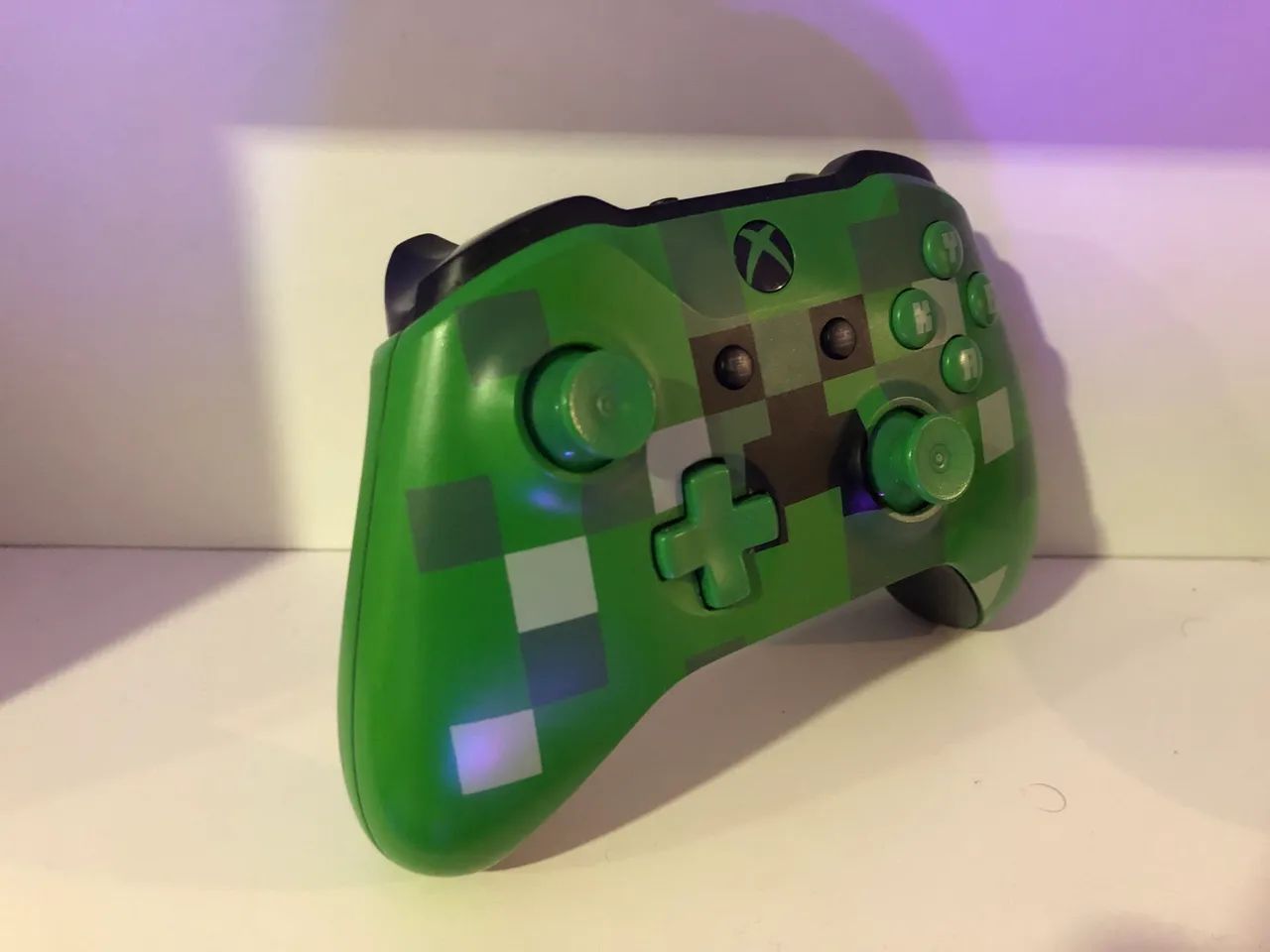 Controle Xbox one S com temática do minecraft - Foto 2