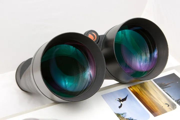 Binóculo Celestron Skymaster 25x100